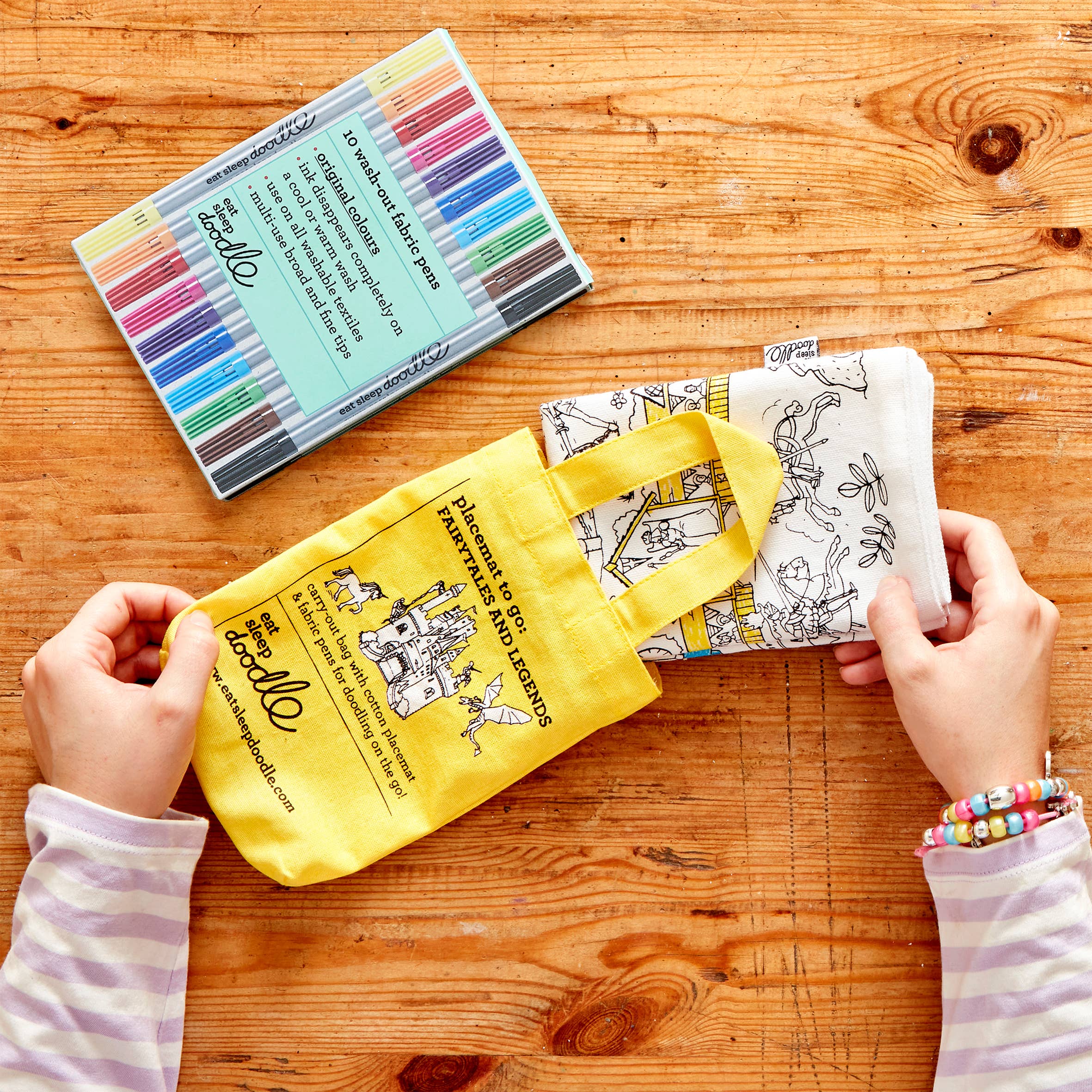 Fairytales and Legends Placemat to Go - Colouring Craft Kit