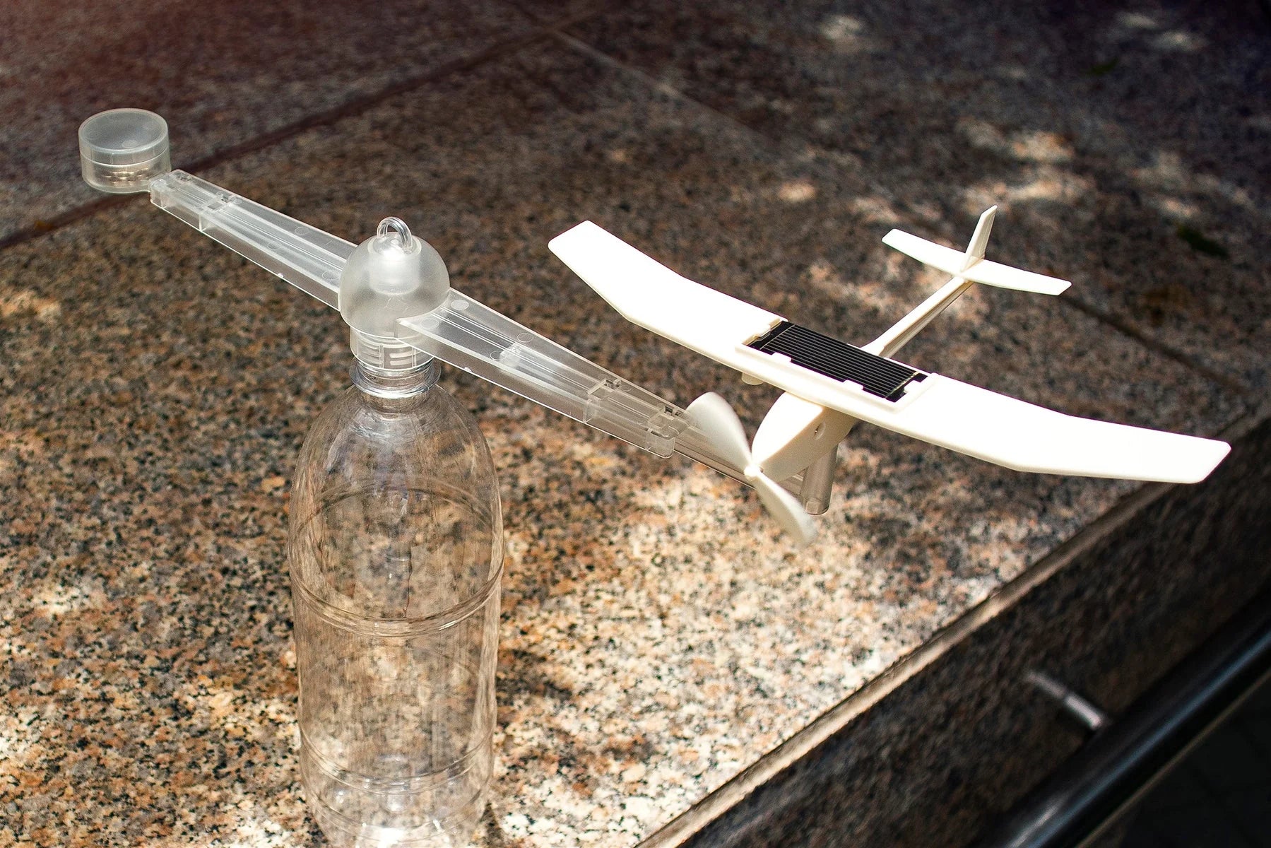 Green Science Solar Plane Mobile