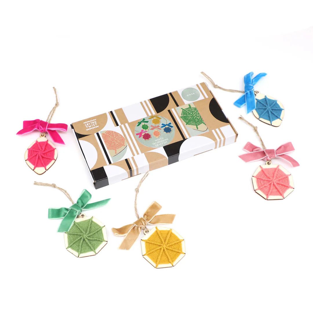 Woven Decoration Craft Kit