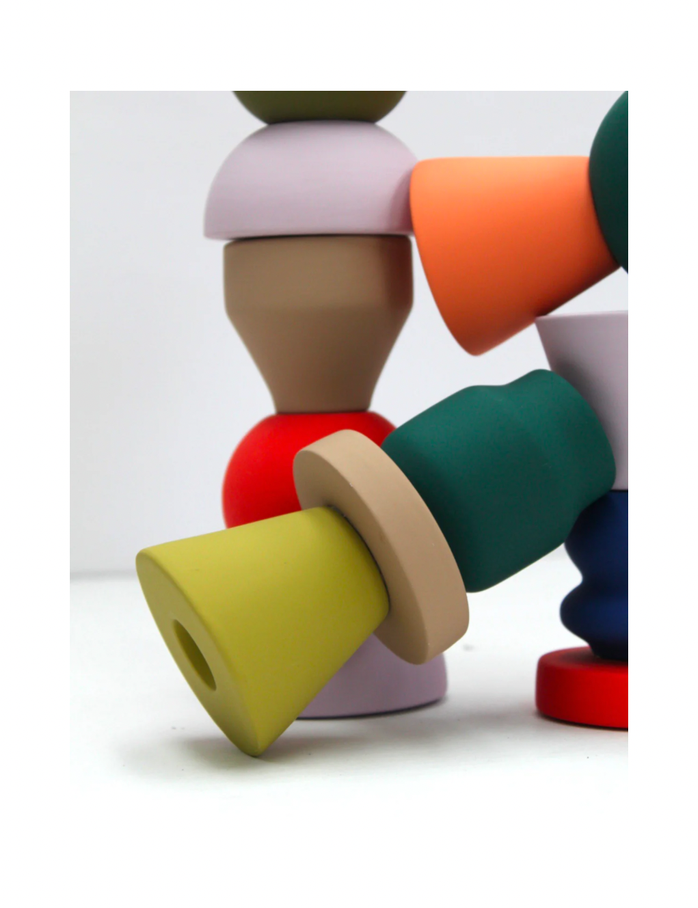 MÆGEN Stacks Candle (Medium) - Forest Green