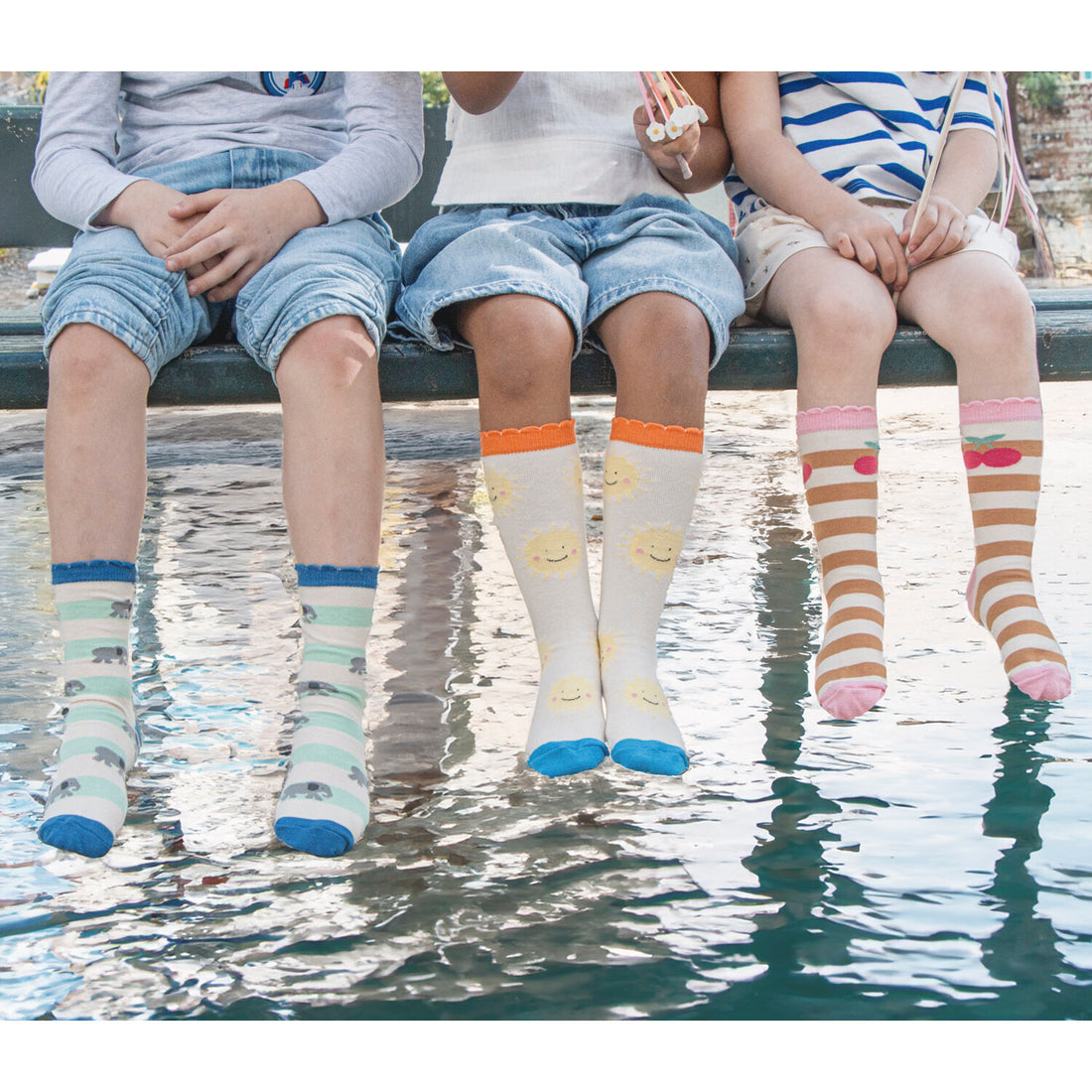 Stripy Cherry 2 Pack Socks 9-12 Jnr