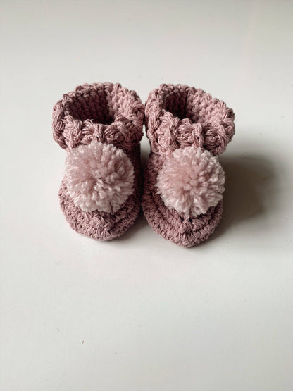 Organic cotton pom pom booties: Olive / Oatmeal
