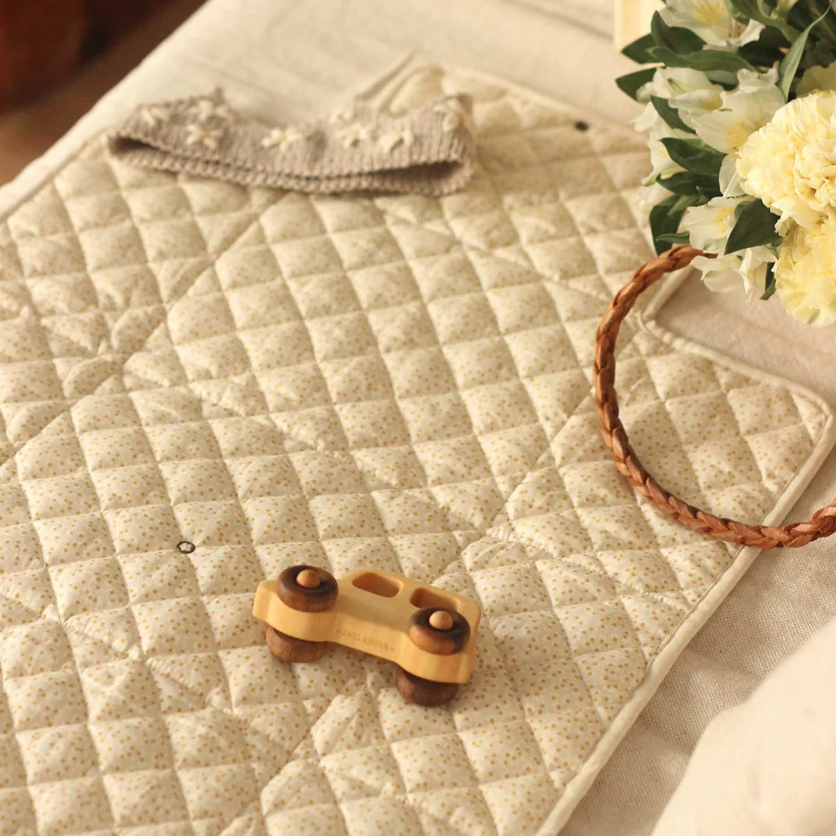 Travel Baby Changing Mat - Wild Chamomile
